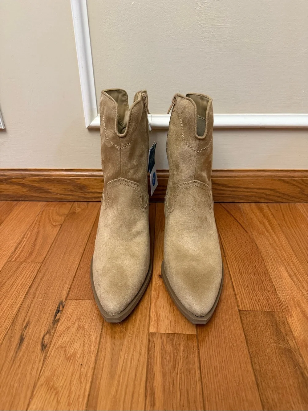 Universal Thread Women's Suede Ankle Booties - Light Tan